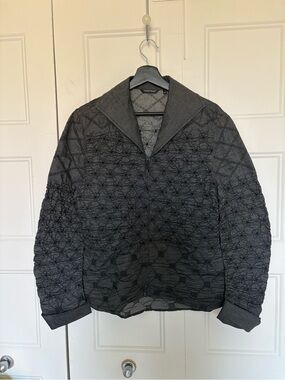 Samuel Dong - Architectural Smocked Textured Jacket - Charcoal